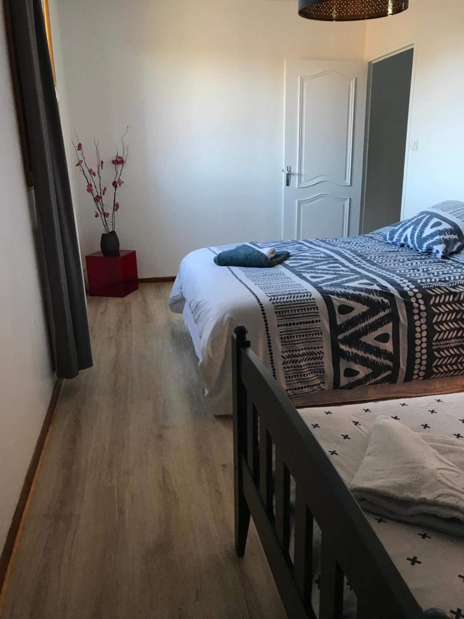 Appartement Dans Maison Brié-et-Angonnes Buitenkant foto