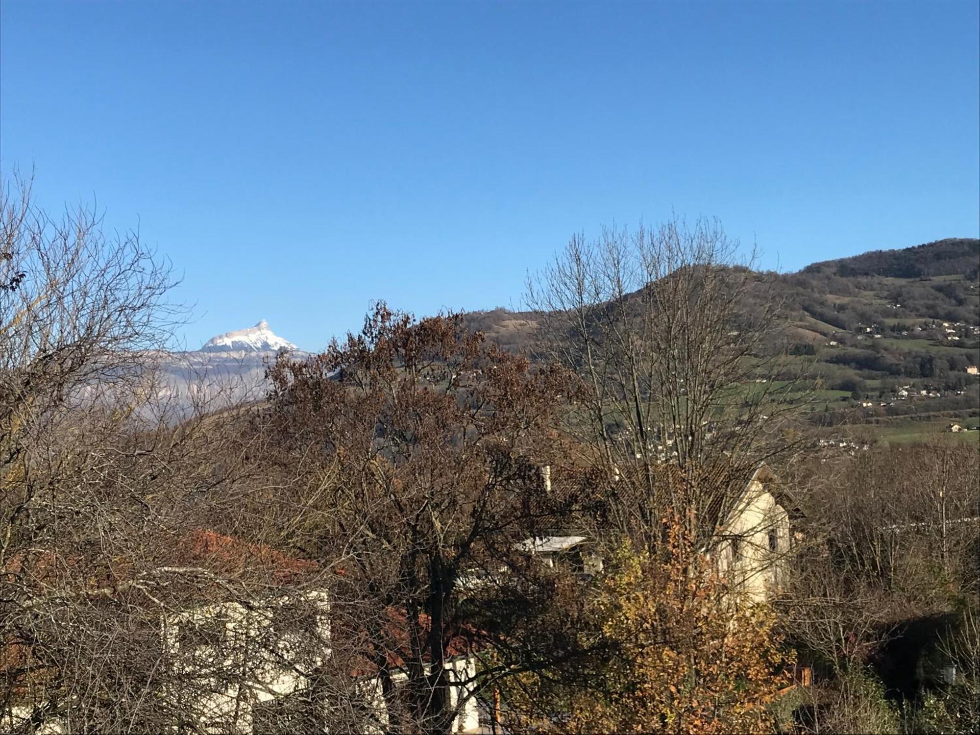 Appartement Dans Maison Brié-et-Angonnes Buitenkant foto